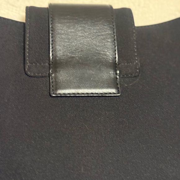 Authentic Vintage Salvatore Ferragamo handbag. - Picture 4 of 13